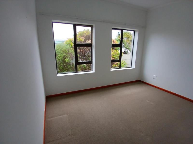 2 Bedroom Property for Sale in Stilbaai Wes Western Cape